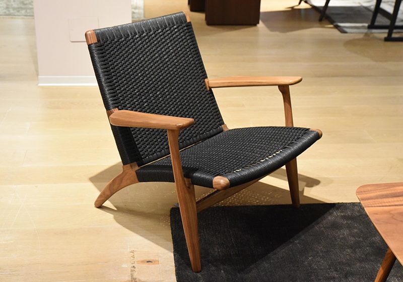  Appreciating the 60’s Renaissance with the Hans Wegner Wing Chair