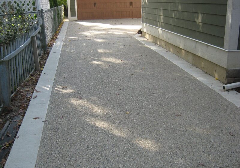 Chose the Concrete Driveways Townsville Instead of Asphalt Driveway