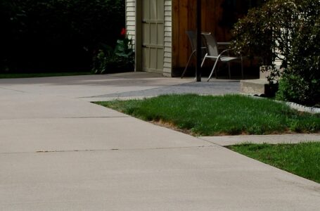 What are the two materials that are used the most for driveways?