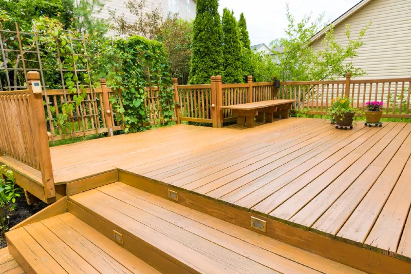 Who the Best Deck Contractors Are in Your Area, and Where to Find Them