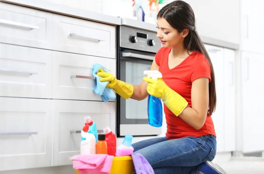  The Kitchen: The Importance of Expert Cleaning for a Pristine Environment