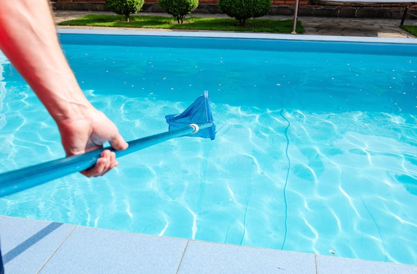  Tips for Effective Pool Cleaning and Maintenance